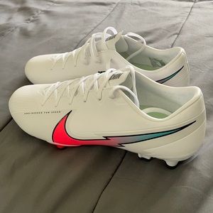 Nike Mercurial Vapor 13 FG brand new